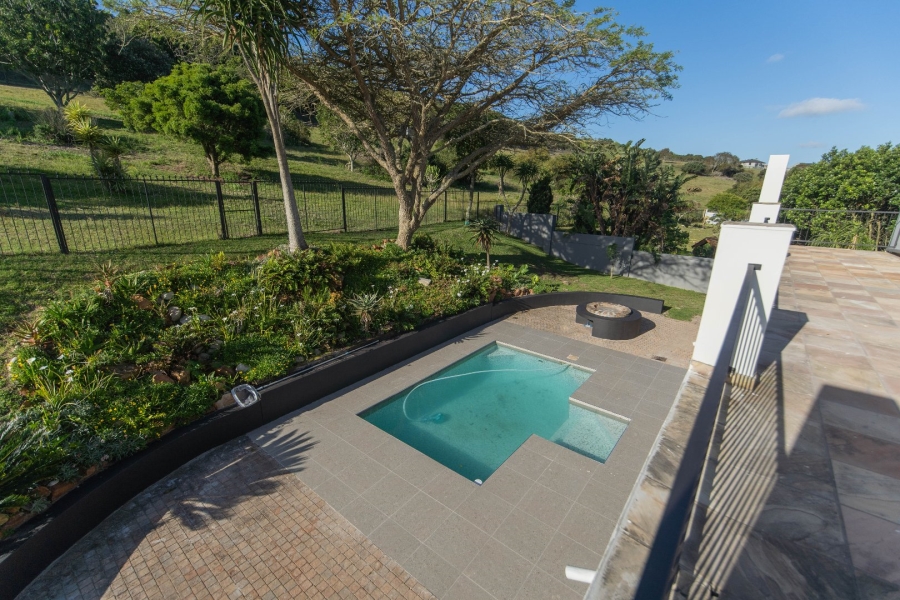 5 Bedroom Property for Sale in Theescombe Eastern Cape